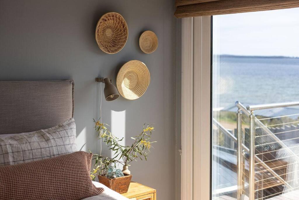 Bruny Boathouse Bed and Breakfast Alonnah Exteriör bild