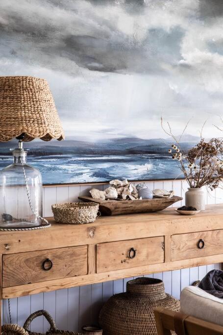 Bruny Boathouse Bed and Breakfast Alonnah Exteriör bild