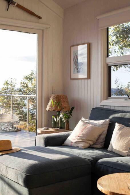 Bruny Boathouse Bed and Breakfast Alonnah Exteriör bild