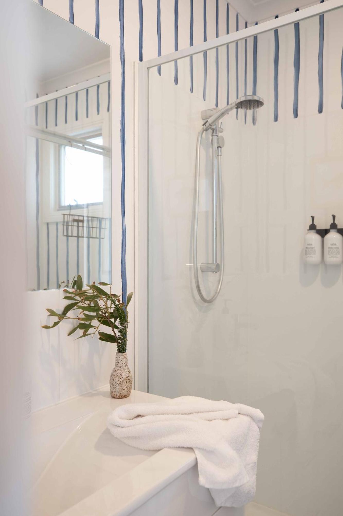 Bruny Boathouse Bed and Breakfast Alonnah Exteriör bild